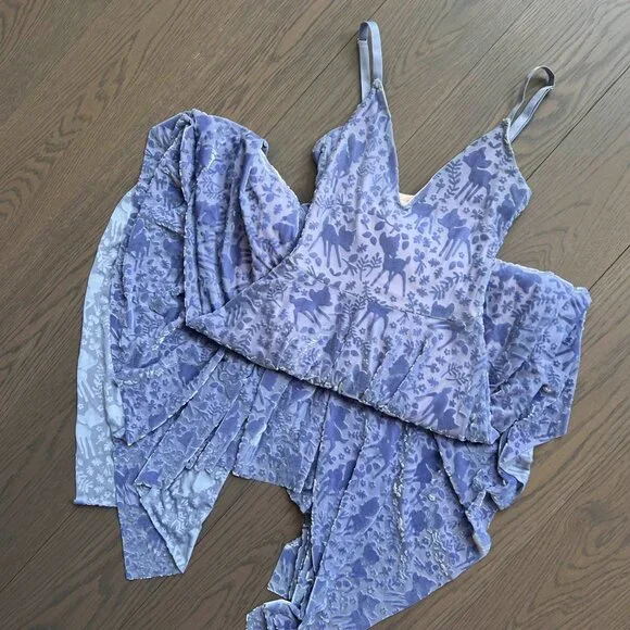 Blackmilk Velvet Bambi Dress - Picture 2 of 3